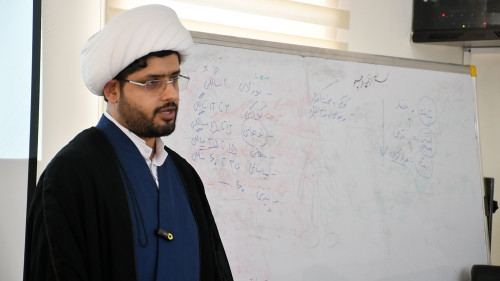 کارگاه آموزشی تربیت مربی نوجوان در سالن اجتماعات آموزش و پرورش شهر برازجان برگزار گردید.